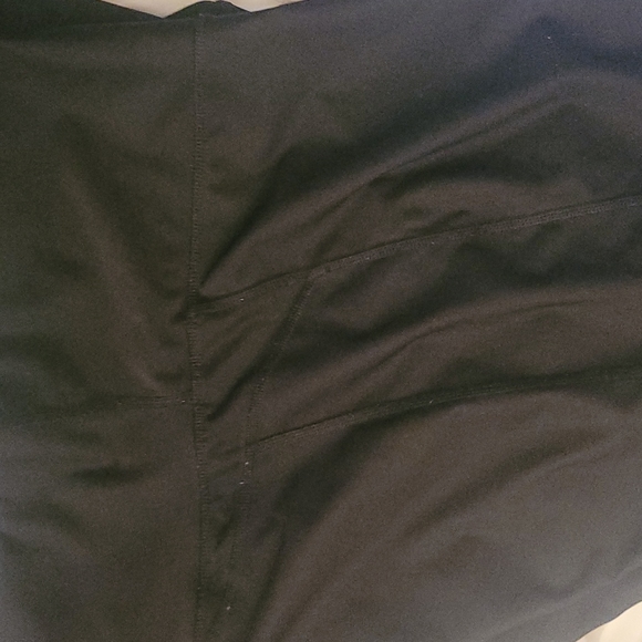 Womens xl, body cropped exercise apparel. - Picture 3 of 3